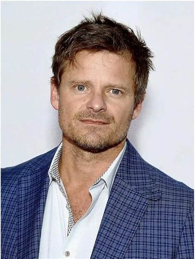 Steve Mcdermott Biography, Age, Height, Wife, Net Worth, Family